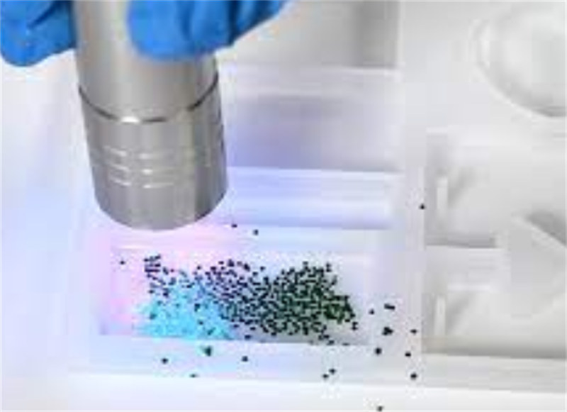 UV Adhesives: Revolutionizing Medical Device Assembly 